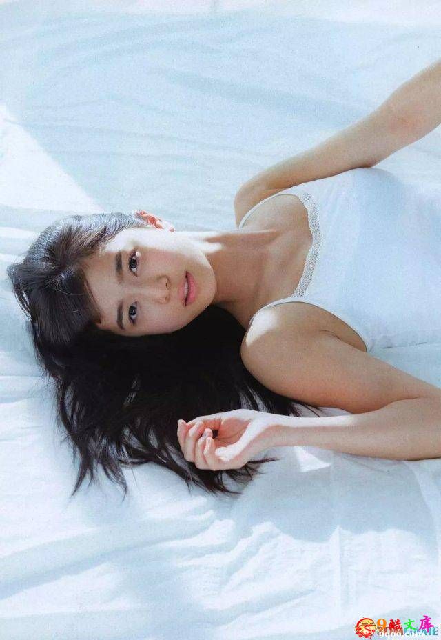 近期日本写真女星销售榜Top10 看看有你喜欢的么